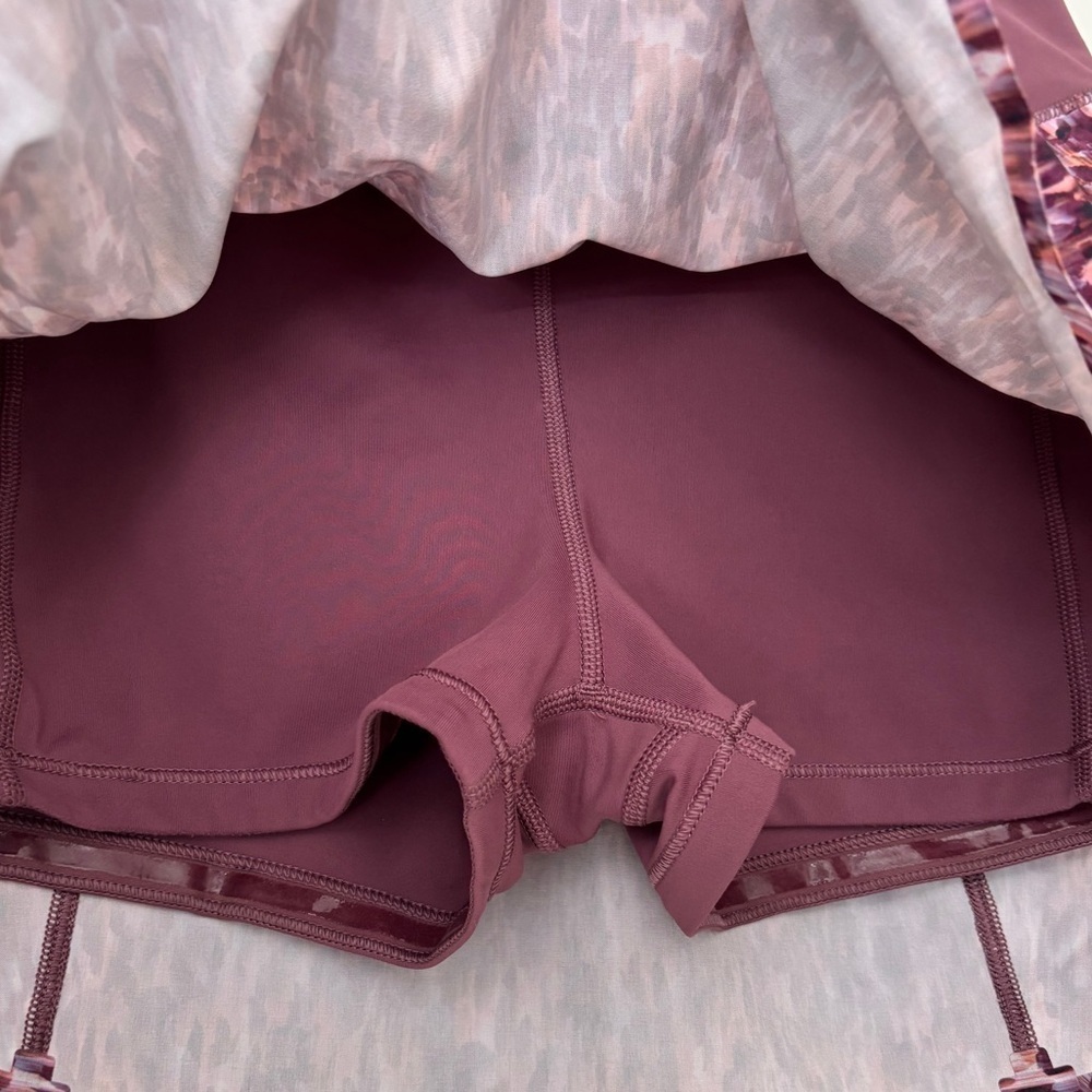 ATHLETA Run With It 14” Skort - Picture 4 of 5